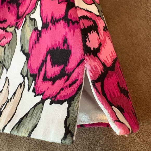 White House Black Market Corset Floral Top Like New! - Picture 4 of 6